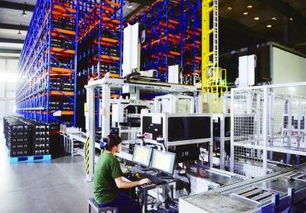 研發(fā)新型電池與汽輪機(jī) 雙輪驅(qū)動新能源汽車產(chǎn)業(yè)變革